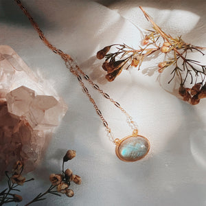 Labradorite Necklace || Oval