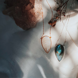 Moonstone Necklace || grand tear