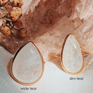 Moonstone Elfin Ring || wide Tear