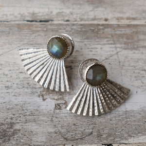 Sunbeam Stud :: Faceted labradorite