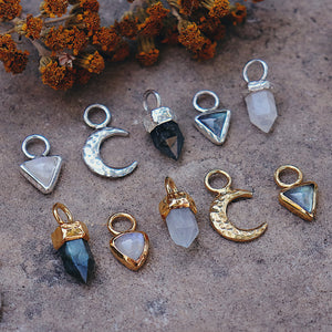 Charmed Hoops : Petit w/ Pyramid