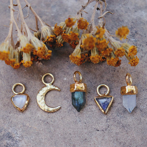 Charmed Hoops : Petit w/ Wand