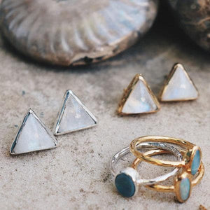 Grand Pyramid Studs :: Moonstone
