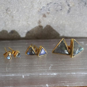Petit Pyramid Earring : Labradorite