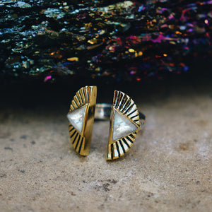 Shape Shift Ring || Moonstone