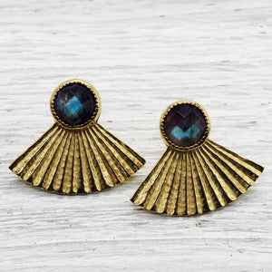 Sunbeam Stud :: Faceted labradorite