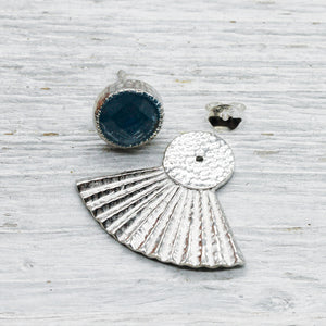 Sunbeam Stud :: Faceted labradorite