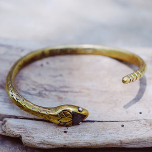 Serpent Cuff || labradorite