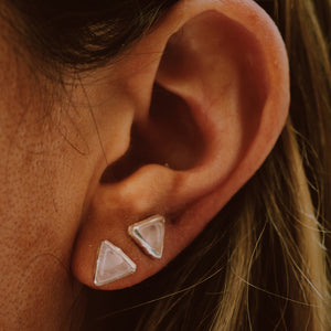 Grand Pyramid Studs : Rose Quartz