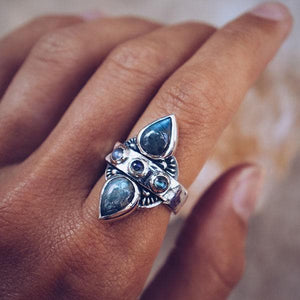 Truth Seeker Ring || Labradorite
