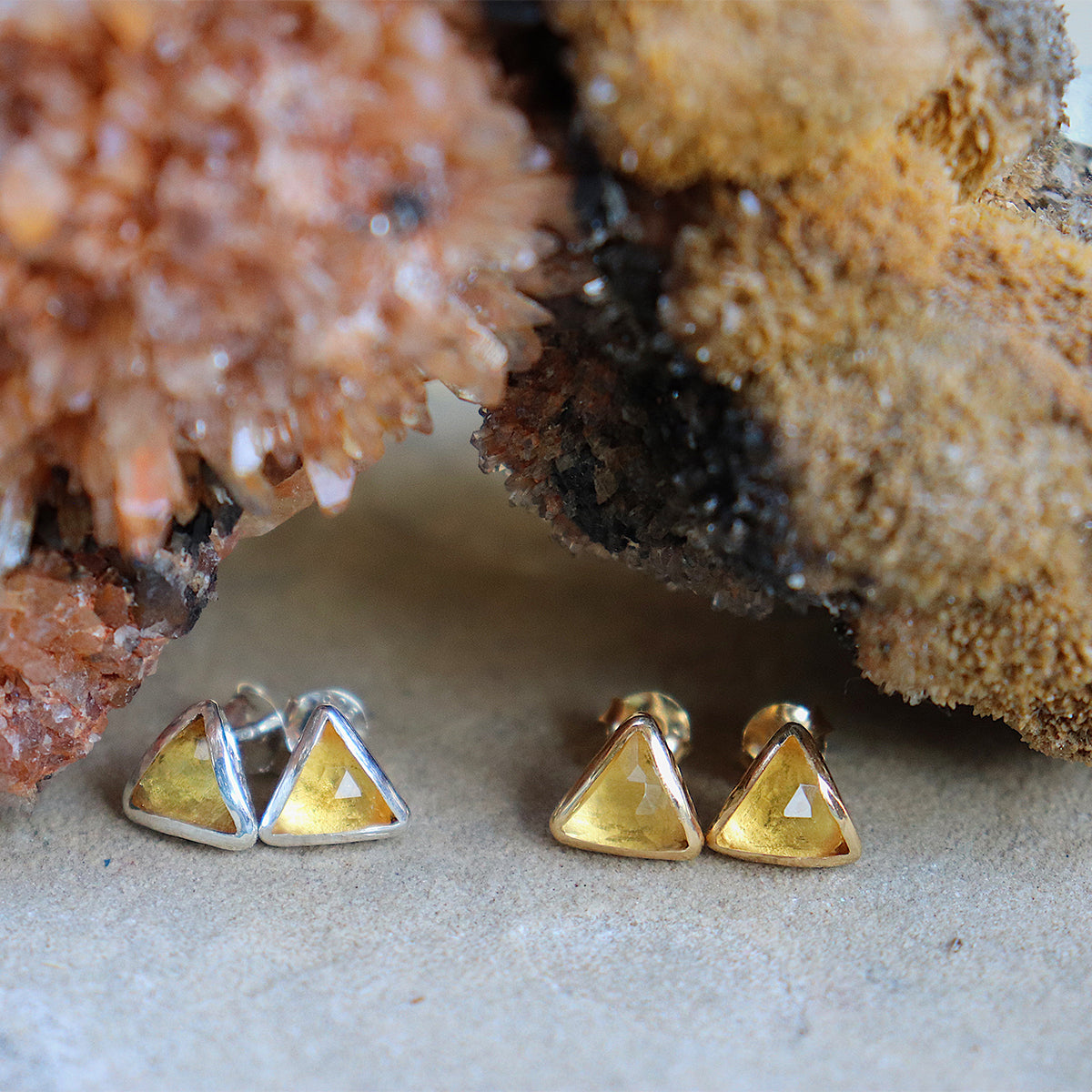 Petit Pyramid Earring : Citrine