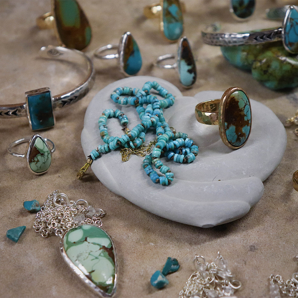 Heishi Turquoise || Gemstone Necklace