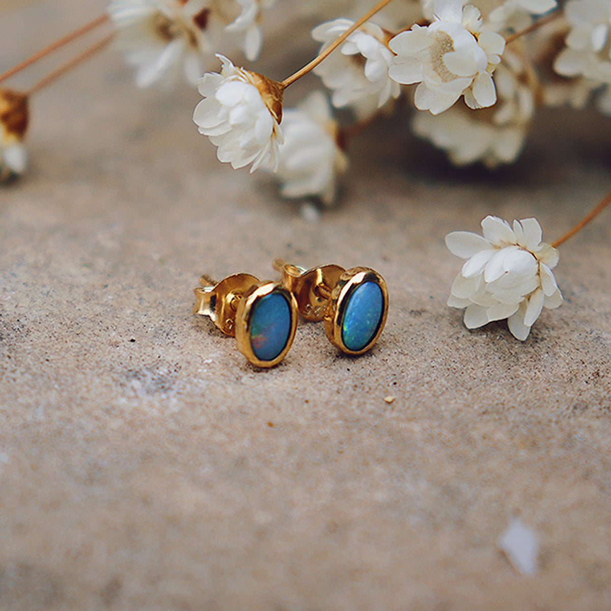 Fallen Star Earrings || oval