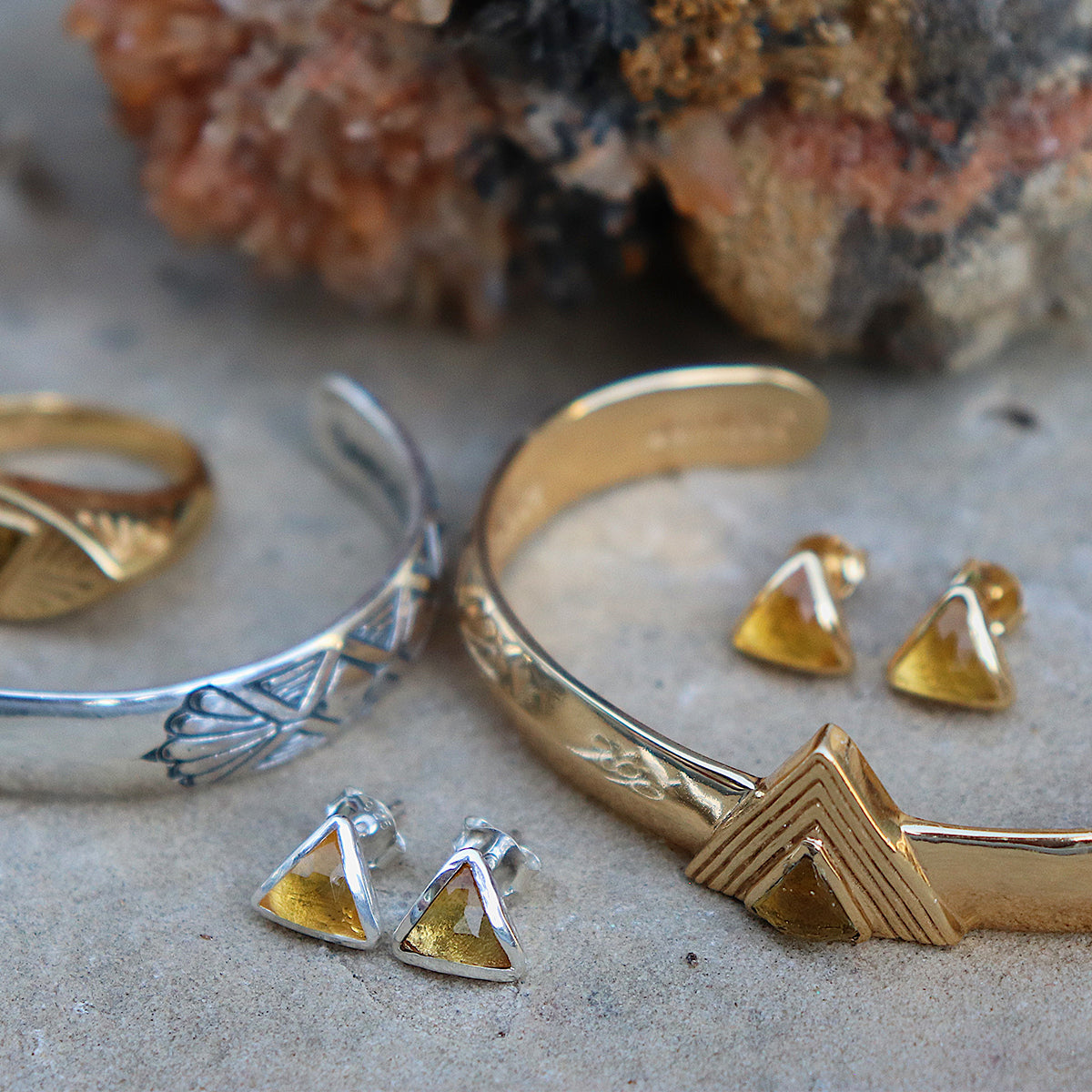 Petit Pyramid Earring : Citrine