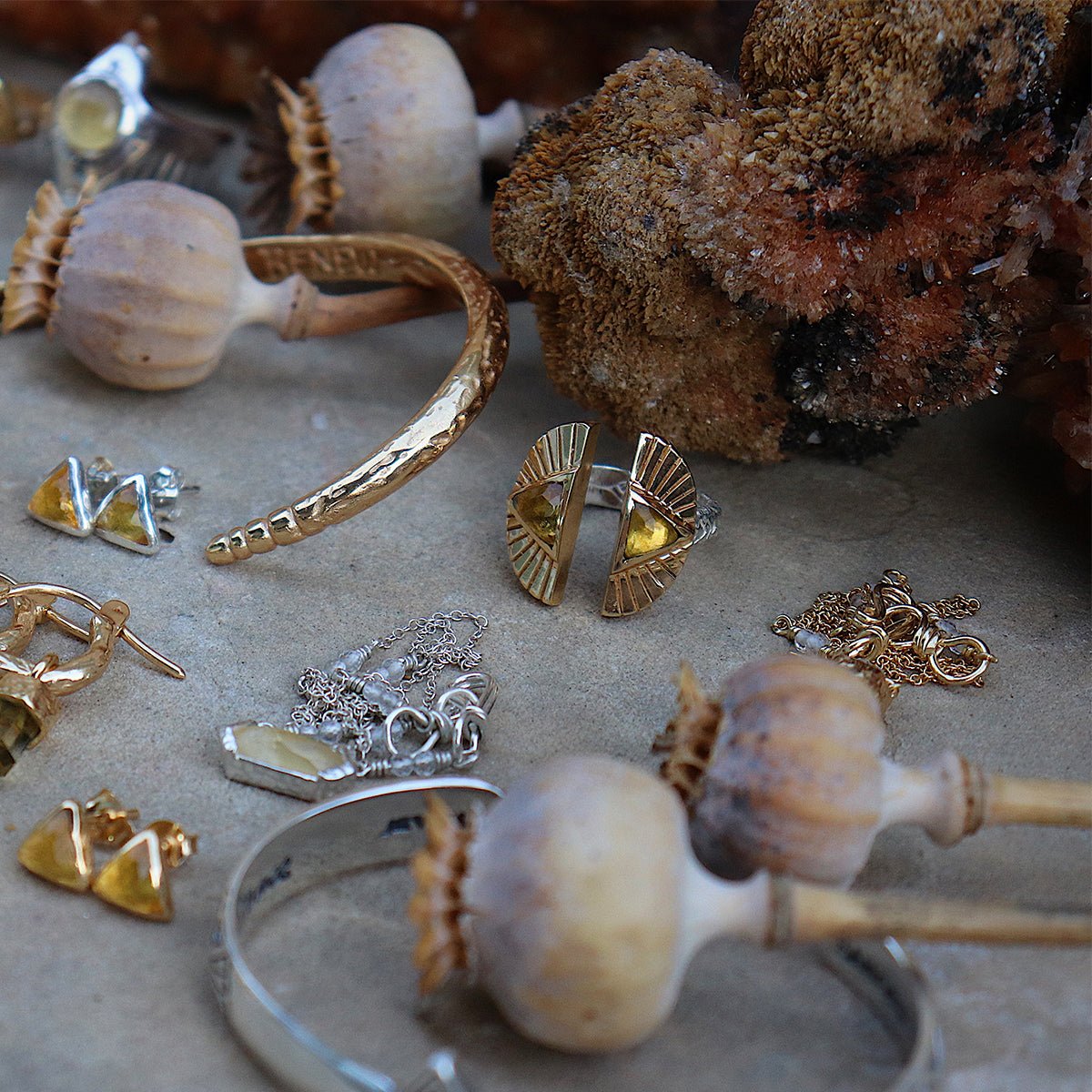 Shape Shift Ring || Faceted Citrine