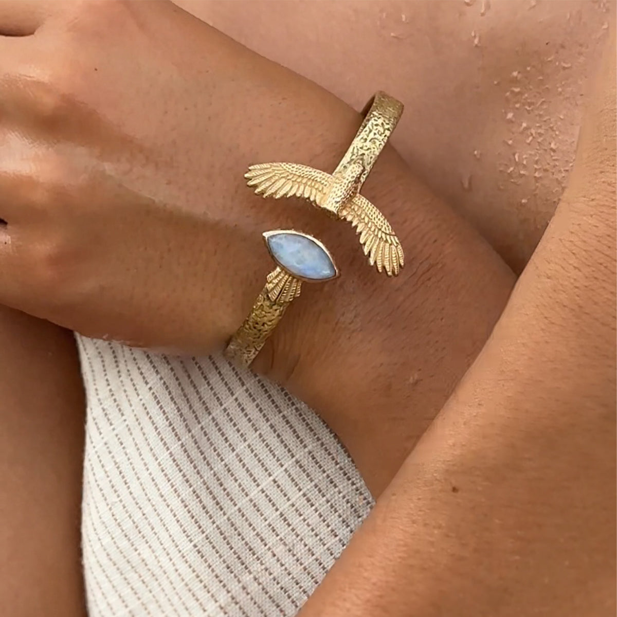 【Bahgsu Jewels】Rebirth moonstoneカフブレスレット Rebirth Cuff || moonstone - Bahgsu