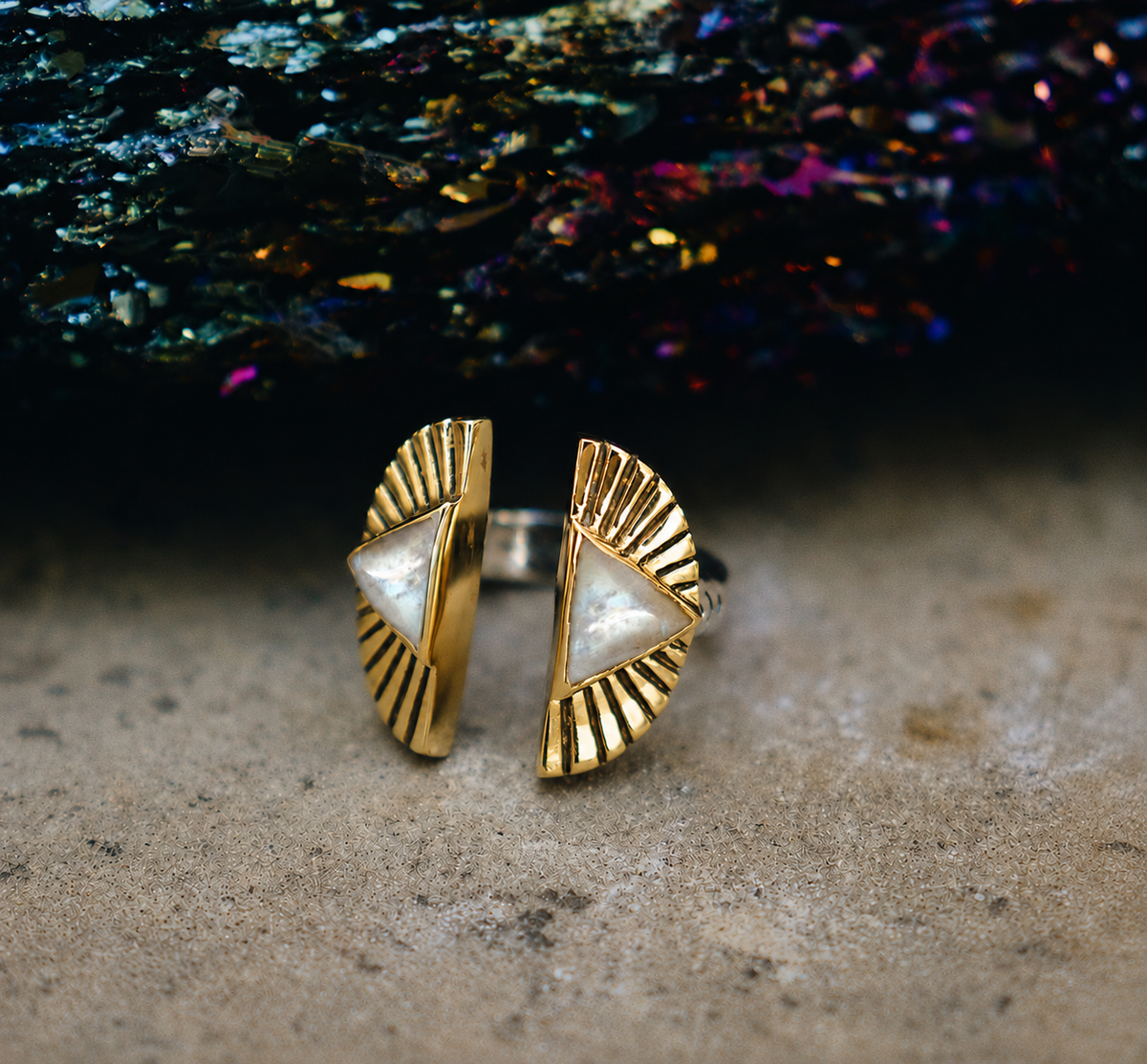Shape Shift Ring || Moonstone