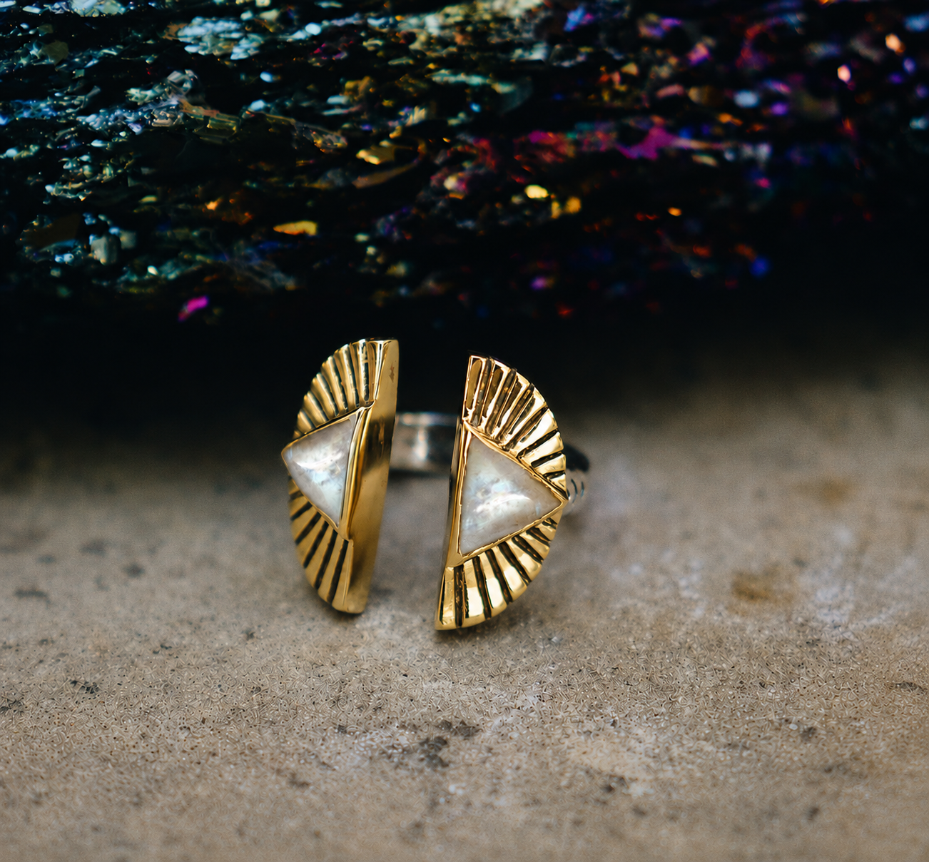 Shape Shift Ring || Moonstone