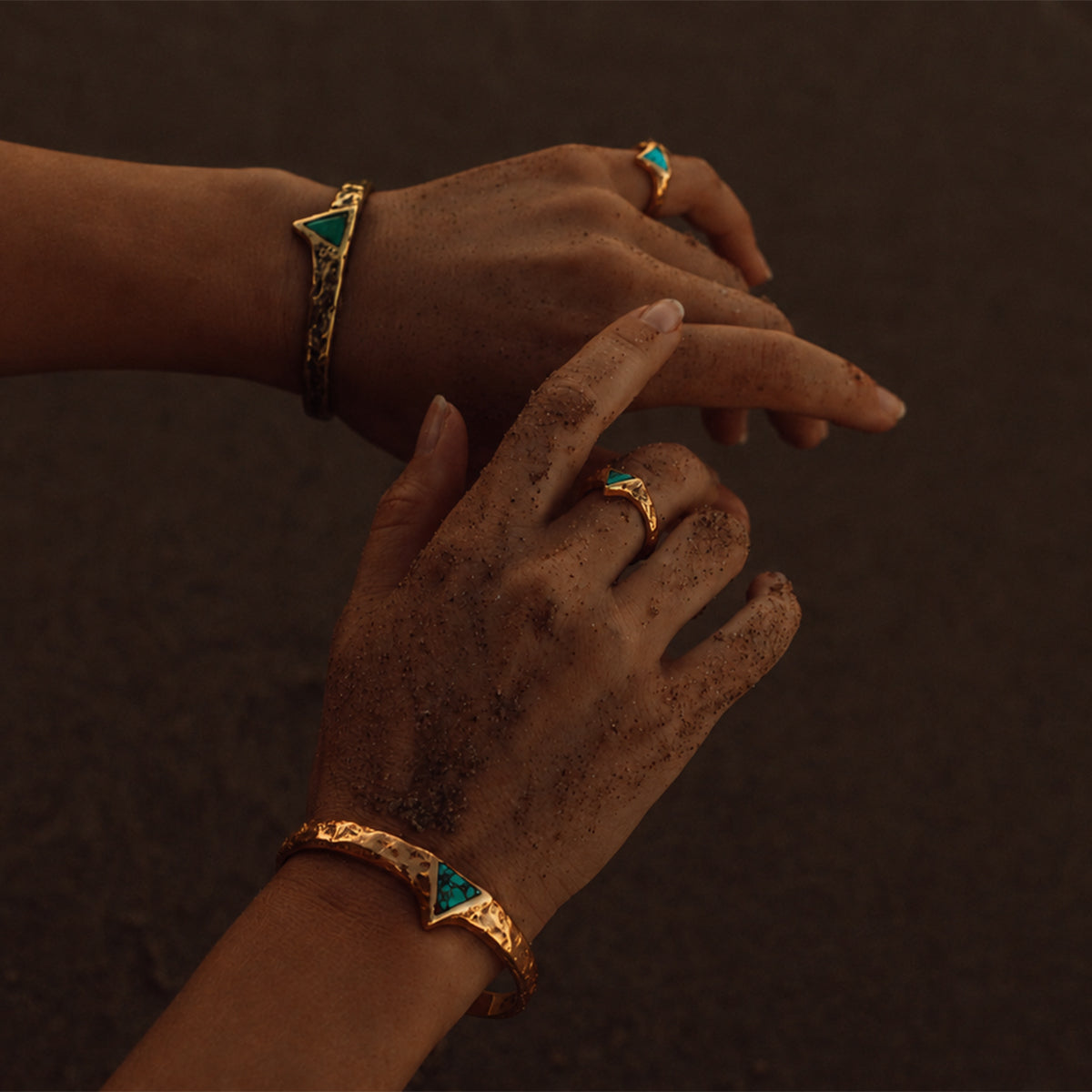 Exhale Cuff