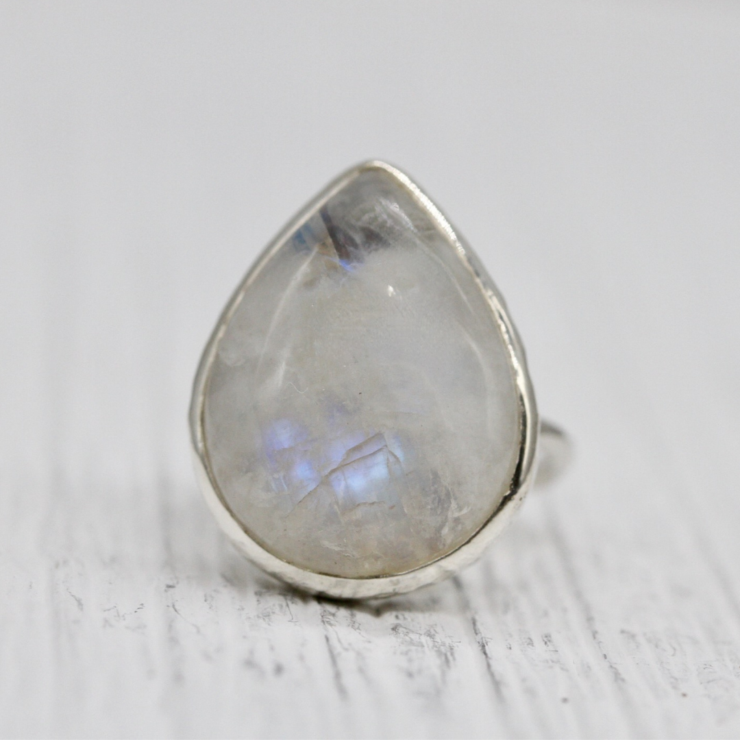Moonstone Elfin Ring || wide Tear