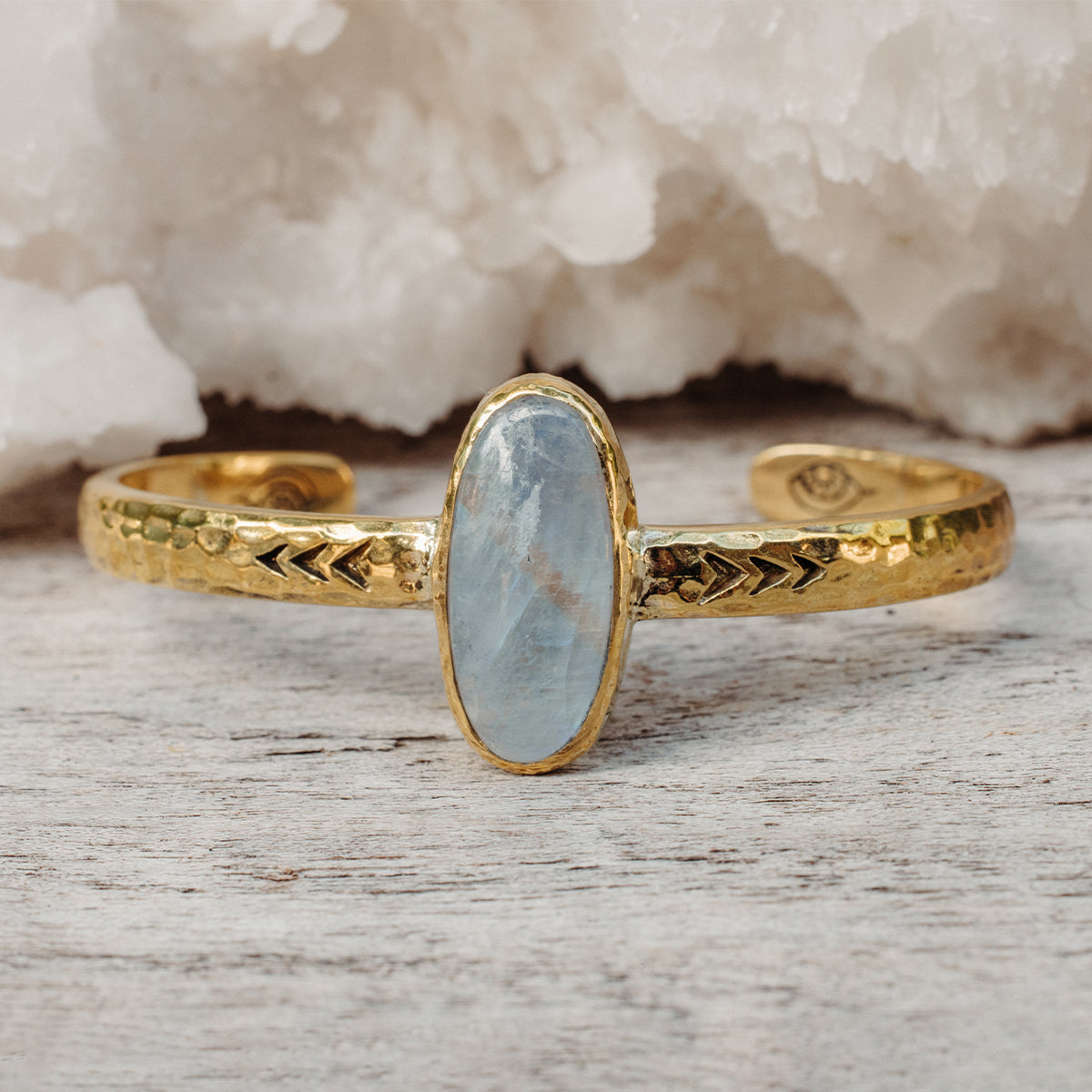 Heirloom Cuff || Rainbow Moonstone