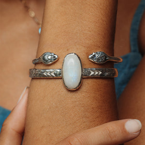 Heirloom Cuff || Rainbow Moonstone