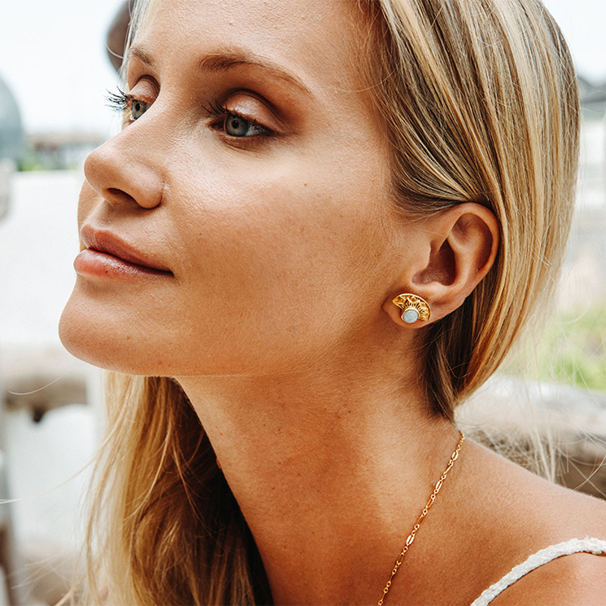 Natural Mystic Earrings :: Moonstone