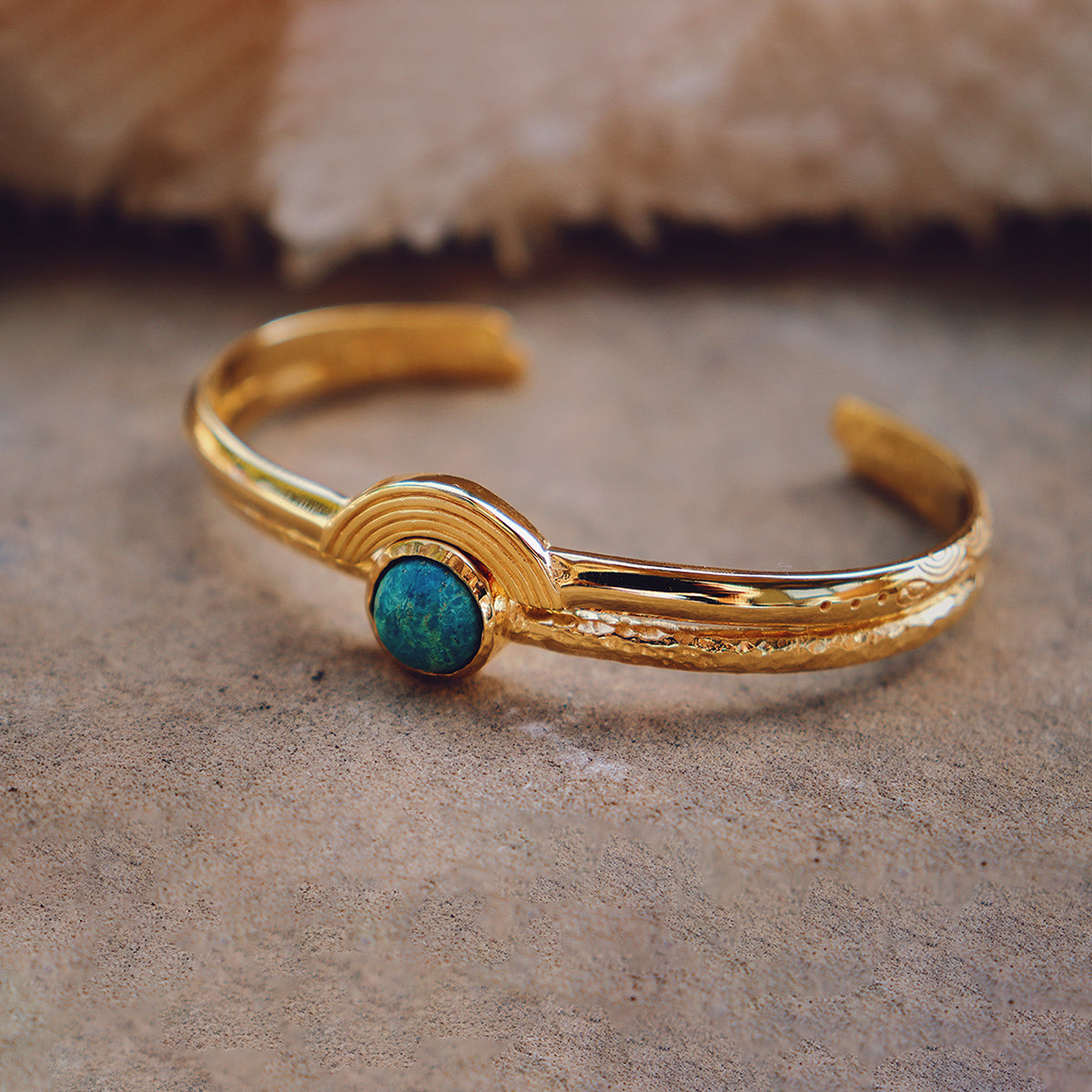 Be Open Cuff || No stone