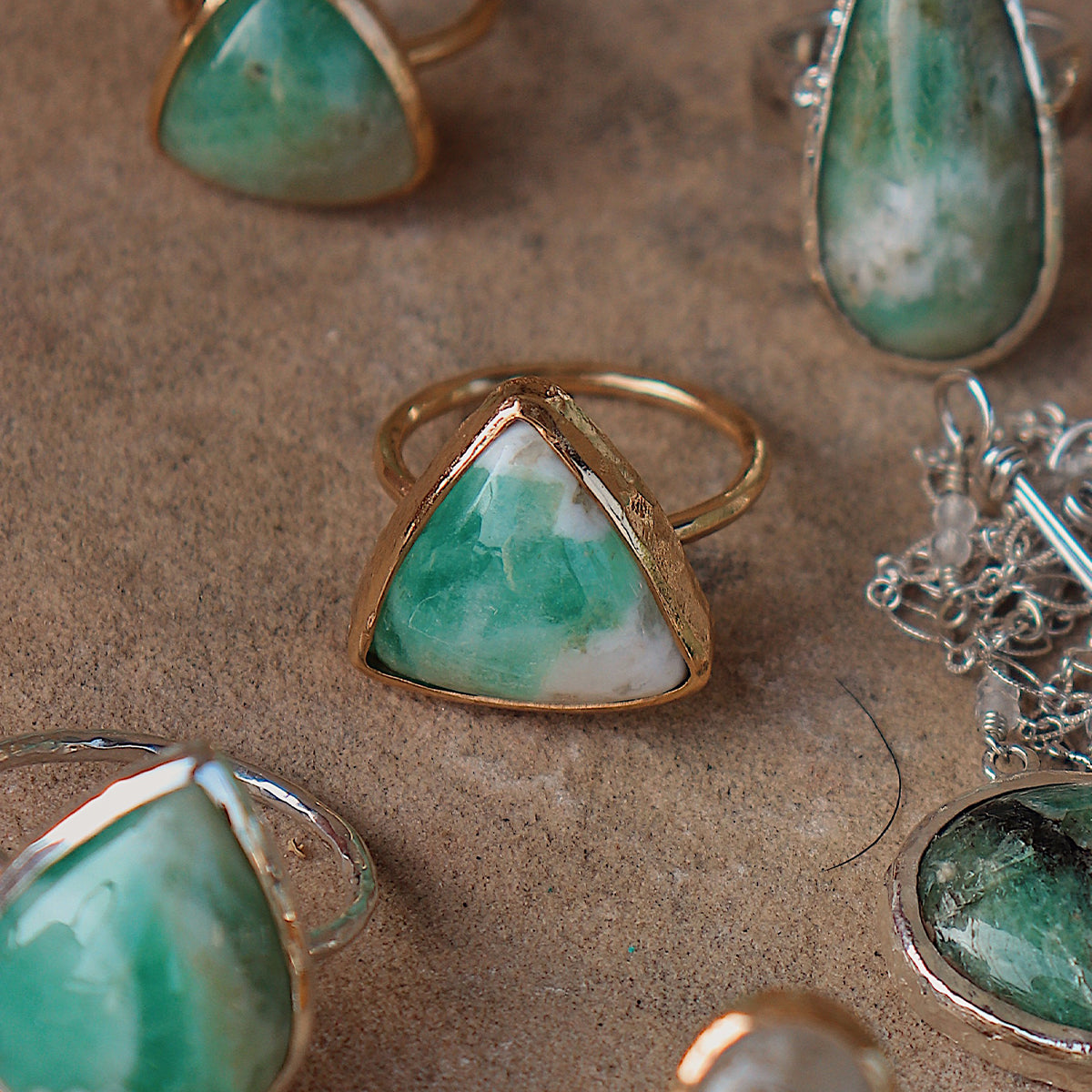 Emerald Quartz Elfin Ring