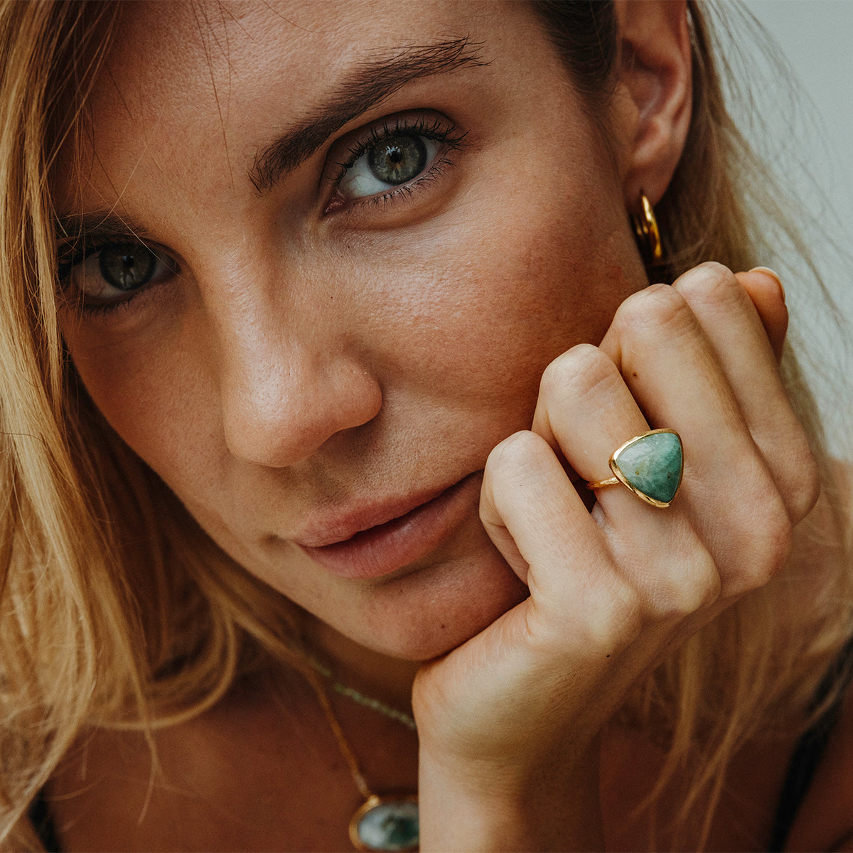 Emerald Quartz Elfin Ring