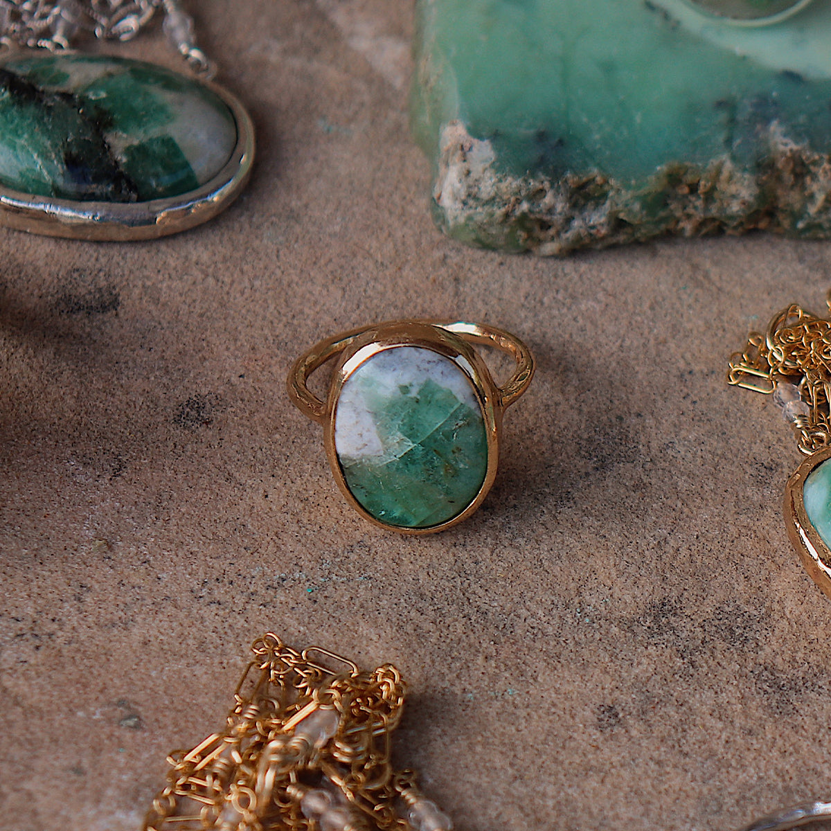 Emerald Quartz Elfin Ring