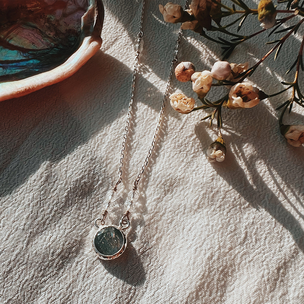 Labradorite Necklace || faceted Circle