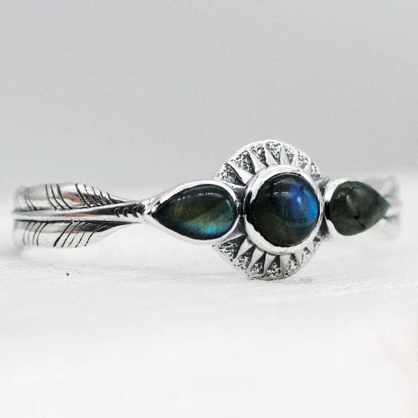 Radiate Cuff || Labradorite