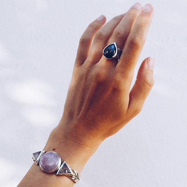 【Bahgsu Jewels】Winged labradoriteリング Winged Ring || labradorite - Bahgsu