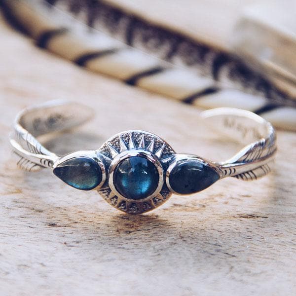 Radiate Cuff || Labradorite