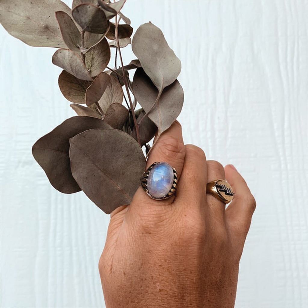 人気BOHOスタイル【Bahgsu Jewels】BLOOSSOMリング Blossom Ring || Moonstone - Bahgsu