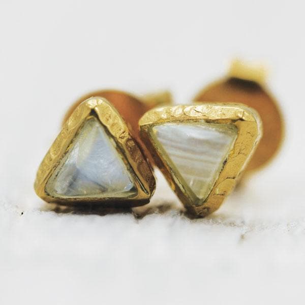 Shrine Pyramid Earring :: Moonstone