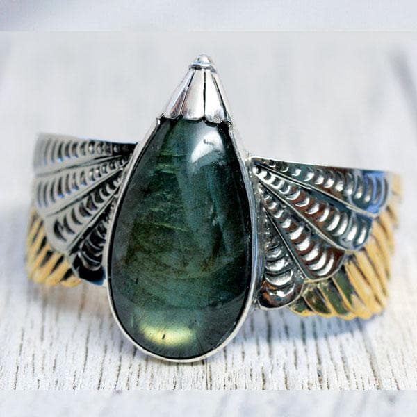 LoveLight Cuff || Labradorite