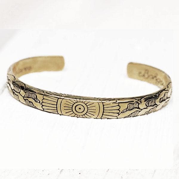 Light Waves Cuff || women