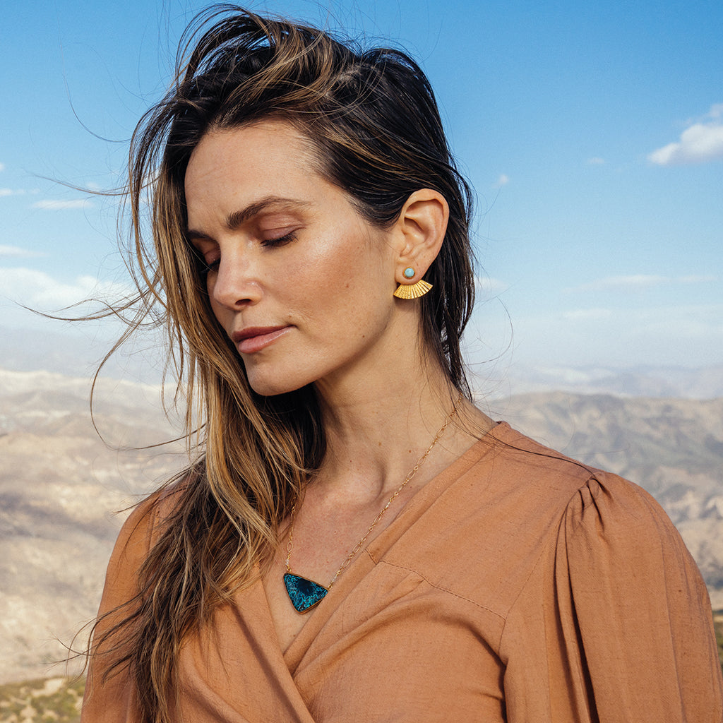 Sunbeam Stud :: Larimar