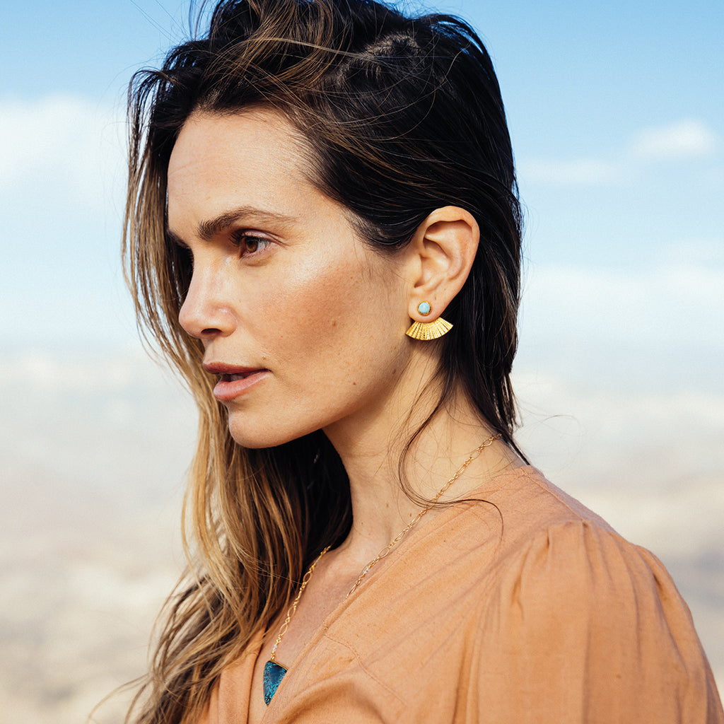 Sunbeam Stud :: Larimar