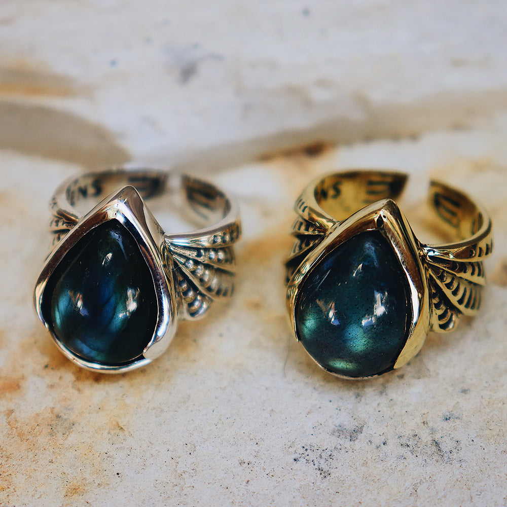 Winged Ring || labradorite