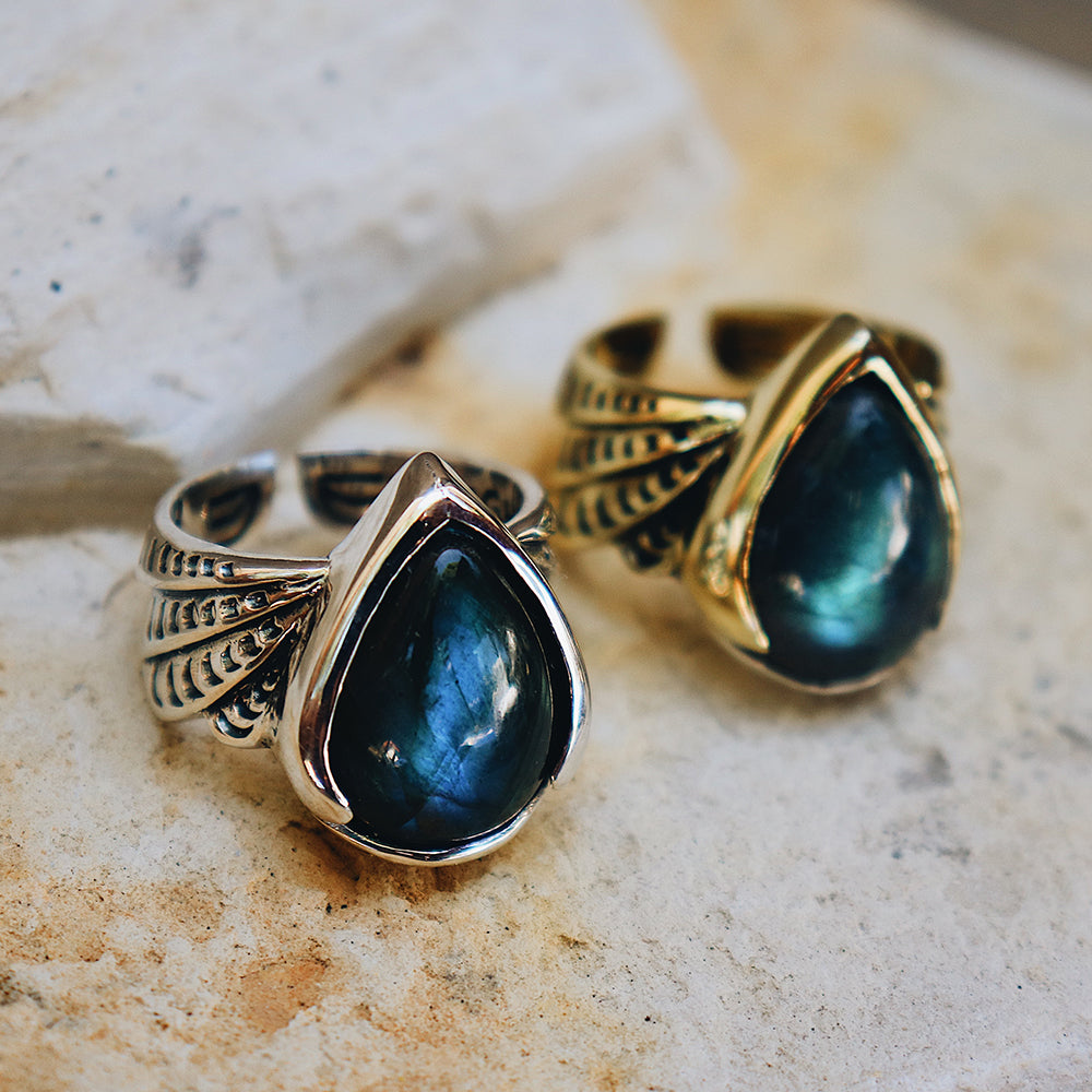 Winged Ring || labradorite