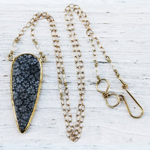 MIDNITE CORAL Necklace