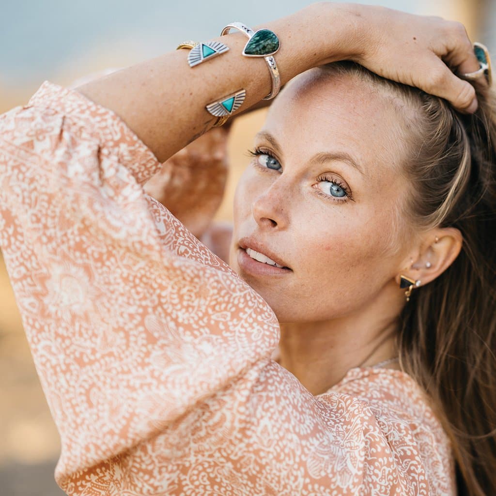 Shape Shift Cuff || Turquoise