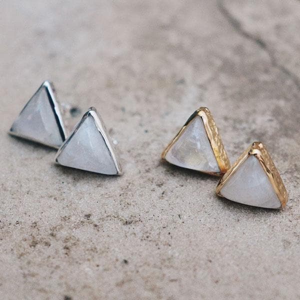 Grand Pyramid Studs :: Moonstone