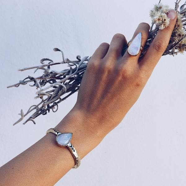 Heirloom cuff ||  Moonstone