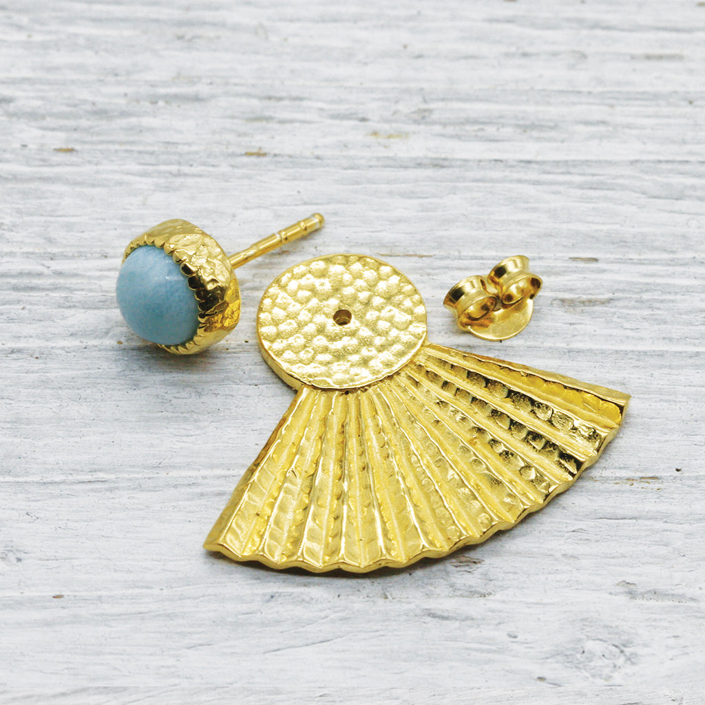 Sunbeam Stud :: Larimar