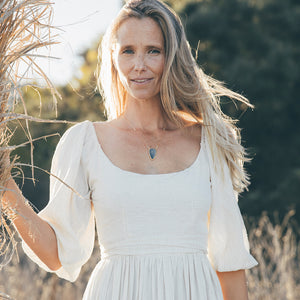 MIDNITE CORAL Necklace