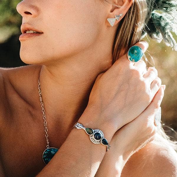 Radiate Cuff || Labradorite